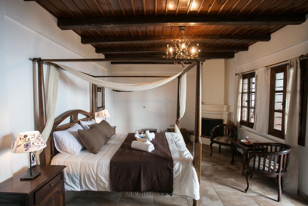 Enastron Guesthouse Palaios Panteleimonas Room photo